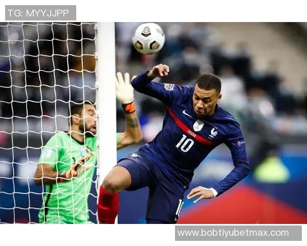 菲利克斯禁区内华丽舞动1对4轻巧挑射完美入网 菲利克斯禁区内华丽舞动1对4轻巧挑射完美入网