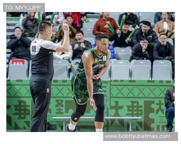 同曦官博庆祝祝铭震29岁生日并宣布今夏续约顶薪计划 同曦官博庆祝祝铭震29岁生日并宣布今夏续约顶薪计划