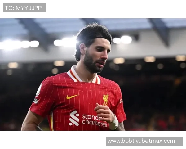 利物浦官方推特发布对阵伯恩利海报范戴克与索博斯洛伊亮相 利物浦官方推特发布对阵伯恩利海报范戴克与索博斯洛伊亮相