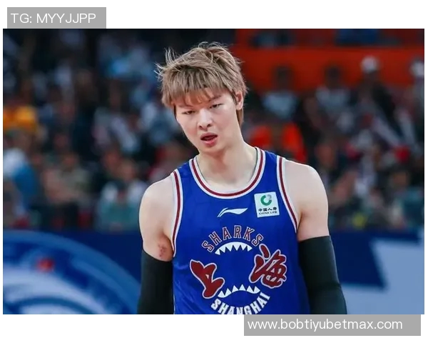 王哲林高效表现令人期待青岛虽遭遇开局困境但仍不放弃拼搏精神 王哲林高效表现令人期待青岛虽遭遇开局困境但仍不放弃拼搏精神