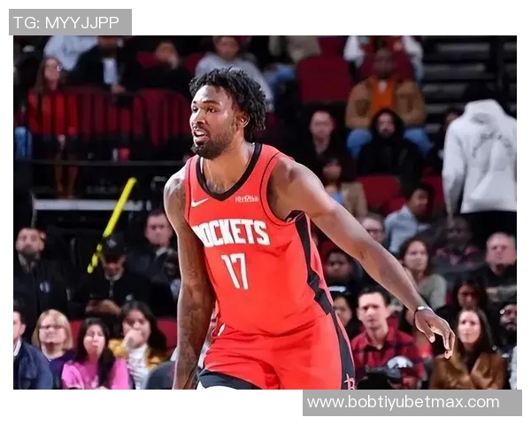 爱德华兹表现出色18投13中砍下32分3篮板6助攻但7次失误略显多余